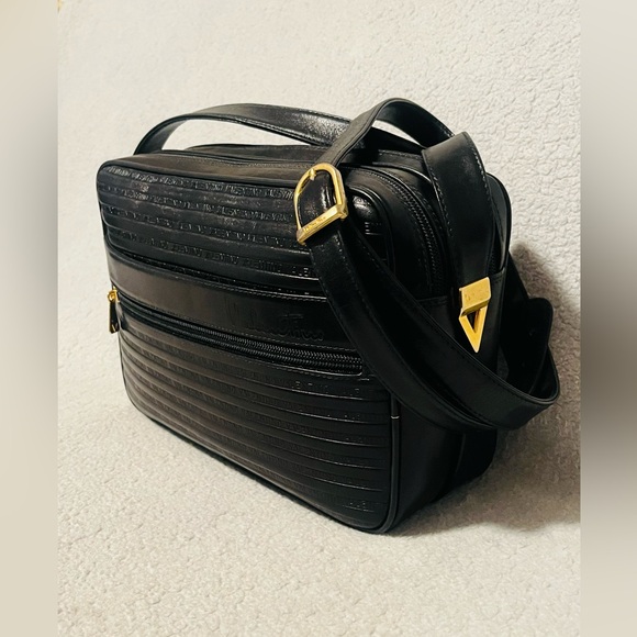 Mario Valentino Messenger/Crossbody Bag - Picture 6 of 13